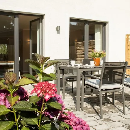De Huss Achtern Sandlid Haus A Bosau